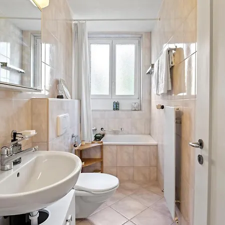 Close To Lake & Balcony 1 Bdr Wollishofen Self Check In Zurich Exterior photo