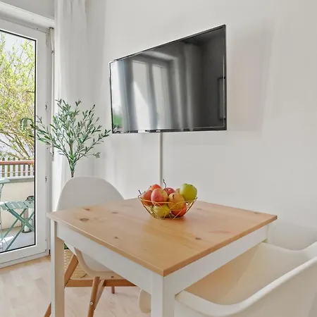 Close To Lake & Balcony 1 Bdr Wollishofen Self Check In Zurich Exterior photo