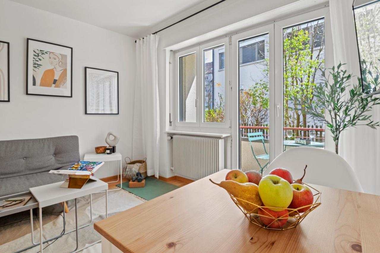 Close To & Balcony 1 Bdr Wollishofen Self Check In Appartamento *